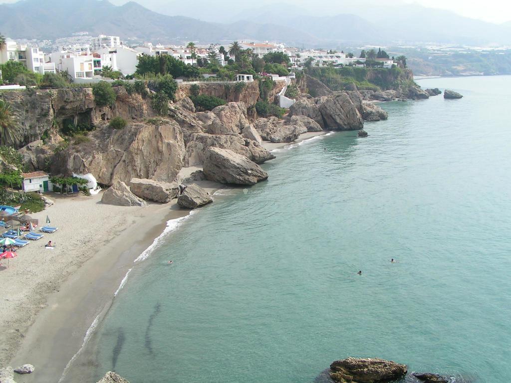 Apartamento Cala Bajo Nerja Exterior photo